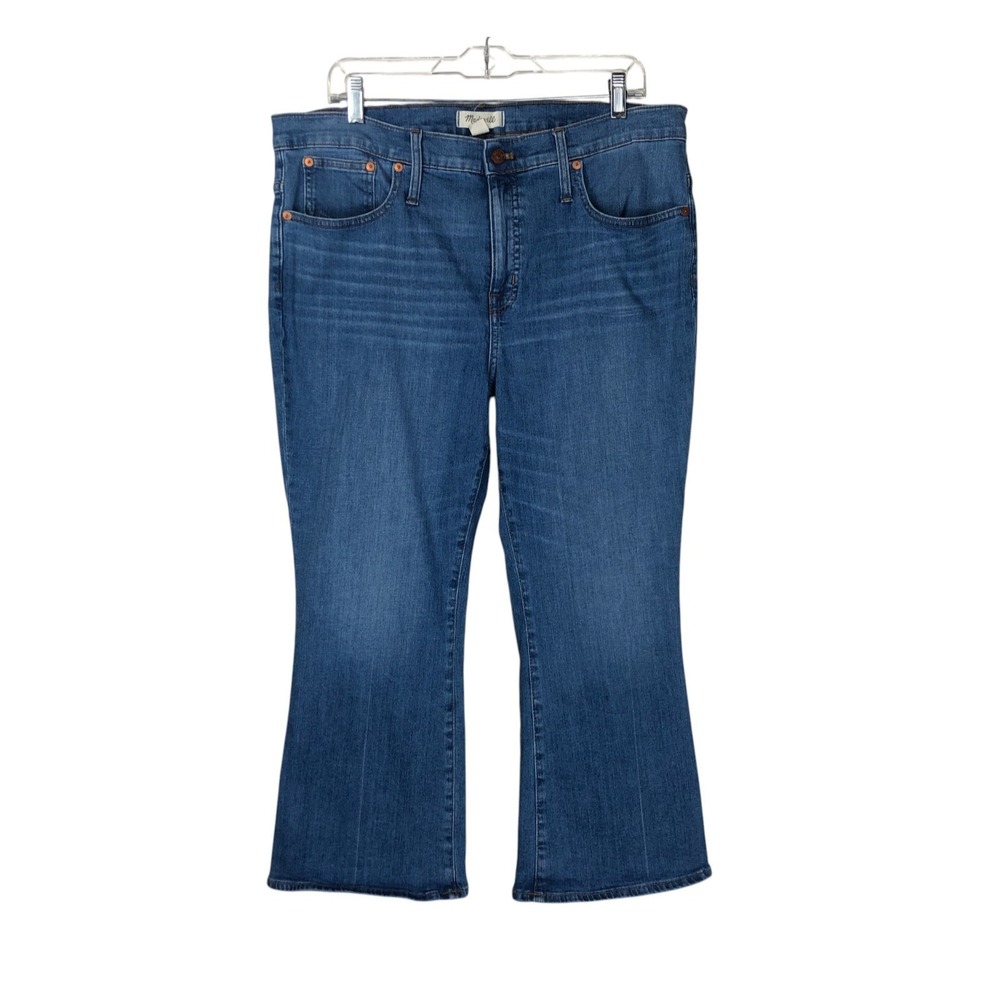 Madewell Womens Cali Demi Boot Cut Jeans‎ Size 33P Medium Wash Errands Daily